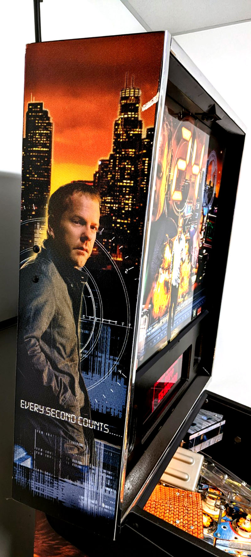 24 Pinball Machine by STERN Pinball For Sale UK